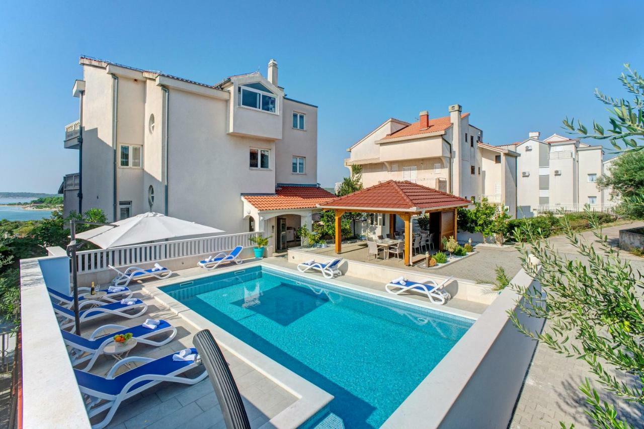 Apartments Plavi Biser Sibenik Exterior photo