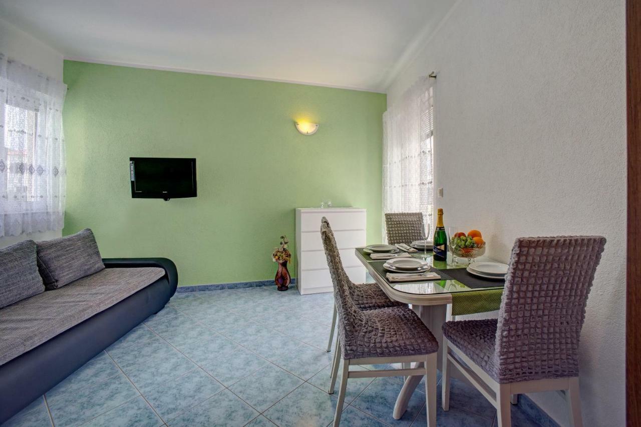Apartments Plavi Biser Sibenik Exterior photo