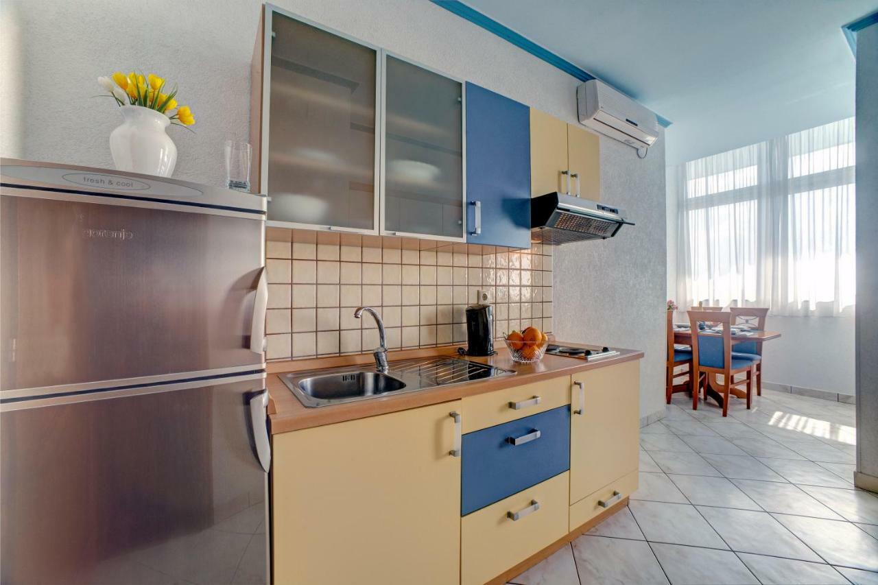 Apartments Plavi Biser Sibenik Exterior photo